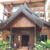 Отель Chan Thanom Guesthouse в Вангвьенге