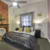 Отель One Thornbury, фото 2