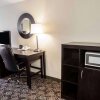 Отель Comfort Suites West Indianapolis - Brownsburg, фото 10