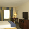 Отель Holiday Inn Express & Suites Wilson-Downtown, an IHG Hotel, фото 4