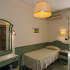 Отель Kyrton, фото 12