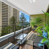 Отель Heart of Surfers Paradise, 2BR Apt, фото 13
