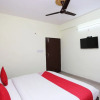 Отель OYO Flagship 4655 Home Stay Hotel Vihar, фото 4