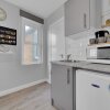 Отель Captivating 1-bed Studio in West Drayton, фото 4