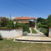 Отель Apartment for 3 Persons in Quiet Part of Premantura With Beautiful Garden and Partial sea View, фото 1