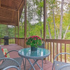 Отель Creekside Weaverville Home - 16 Miles to Asheville, фото 6