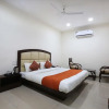 Отель OYO 4856 Hotel The Benz, фото 33