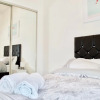 Отель Bright And Modern 1 Bedroom Flat, фото 2