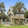 Отель Pirates' Paradise - 4 Br Home, фото 21