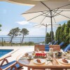 Отель Awesome Home in Makarska With Wifi and 4 Bedrooms, фото 16