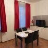 Отель Vibrant Red Apartment I contactless Check-In, фото 8