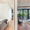 Отель Stylish 1 bedroom retreat in trendy Surry Hills - 6 BRK в Сиднее