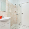 Отель Newly Renovated Apt Close to CBD Unit 1, фото 5