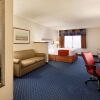 Отель Country Inn & Suites by Radisson, Fredericksburg South (I-95), VA, фото 6