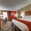 Отель Holiday Inn Express Hurricane, an IHG Hotel, фото 4