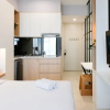 Отель Homey And Tidy Studio At Supermall Mansion Apartment, фото 3