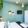 Отель New - Trendy One Bedroom Apt, Most Popular Area, фото 5