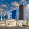 Отель SpringHill Suites by Marriott Charlotte Airport Lake Pointe, фото 1