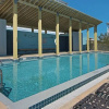 Отель Private Pool, Minutes to the Gulf - Pet Friendly + 5 Bikes: Sleeps 12, фото 1