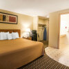 Отель Econo Lodge Inn & Suites Lincoln, фото 21