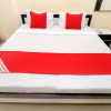 Отель OYO 39626 Rj Royal Guest House, фото 13