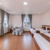 Отель RedDoorz Premium Anh Duc Da Lat Hotel, фото 17