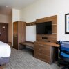 Отель Holiday Inn Express Lethbridge Southeast, an IHG Hotel, фото 19