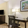 Отель La Quinta Inn & Suites by Wyndham Tampa North I-75, фото 5