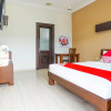 Отель OYO 309 Avila Ketapan Rame Hotel, фото 16