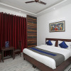 Отель OYO 10888 Sector 46, фото 2