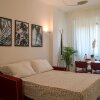 Отель Altido Lovely Apt For 4 Next To Bus And Metro Station, фото 7