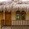Отель RedDoorz @ Tambolaka Sumba, фото 29