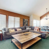 Отель Sierra Megeve 8 Cozy Yet Spacious Condo, Just A Short Walk To Canyon Lodge by RedAwning, фото 16