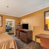 Отель Quality Inn & Suites Ft. Jackson Maingate, фото 41