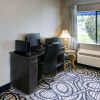 Отель Quality Inn & Suites, фото 8