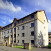 Отель Near Holyrood Palace/Royal Mile with Free Parking, фото 1