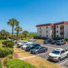 Отель Just Beachy~ocean View~2nd Fl 2 Bedroom Condo by RedAwning, фото 29