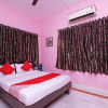 Отель Oyo 17120 Somerest Guest House, фото 8