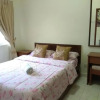 Отель OYO HOME 90301 Suria Service Apartments @ Bukit Merak Laketown Resort, фото 4
