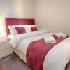 Отель Roomspace Apartments -Watling Street в Лондоне