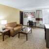 Отель Quality Inn & Suites, фото 4