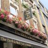 Отель The Clerk & Well Pub & Rooms, фото 1