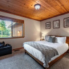 Отель Whiskey Springs by Avantstay Classic Cabin Near Tahoe Donner Ski Area!, фото 16