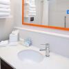 Отель Hampton Inn & Suites Buena Park, фото 36