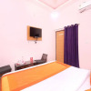 Отель OYO 11497 Hotel Sharnam, фото 13