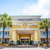 Отель Comfort Suites at Isle Of Palms Connector, фото 1