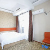Отель Home Inn (Chengdu Tianfu Square Metro Station Lihua Street), фото 4