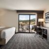 Отель Days Hotel by Wyndham Flagstaff, фото 6