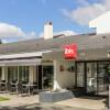 Отель ibis Laval Le Relais d'Armor, фото 1