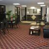 Отель Regency Inn & Suites West Springfield, фото 12